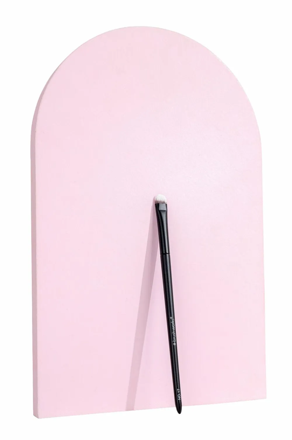 Brushworks No. 17 Carving Brush No Color Outlet