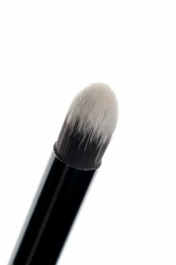 Brushworks No. 20 Smudge Brush No Color Discount