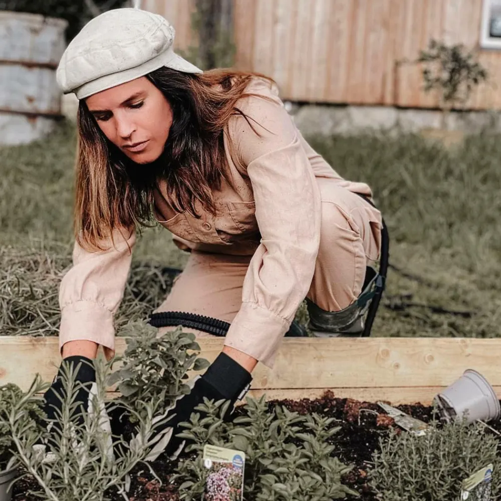 by Benson Planter & Blomster>Haveoveralls - Potato Beige