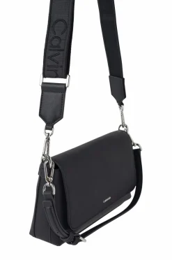 Calvin Klein Taske CK Must Convertible Shoulder Bag Ck black Best