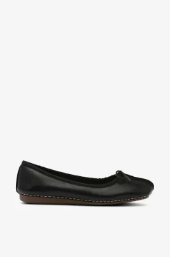 Clarks Ballerinasko Freckle Ice D 1216 black leather