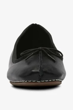 Clarks Ballerinasko Freckle Ice D 1216 black leather