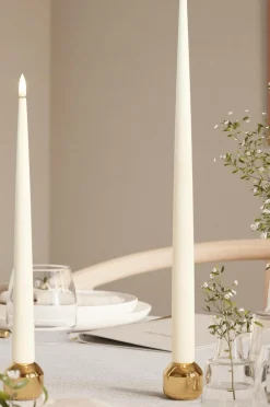 DeluxeHomeart Lys & Duft>LED Taper Candle Shiny 2,2x38 cm 2 stk. Fløde