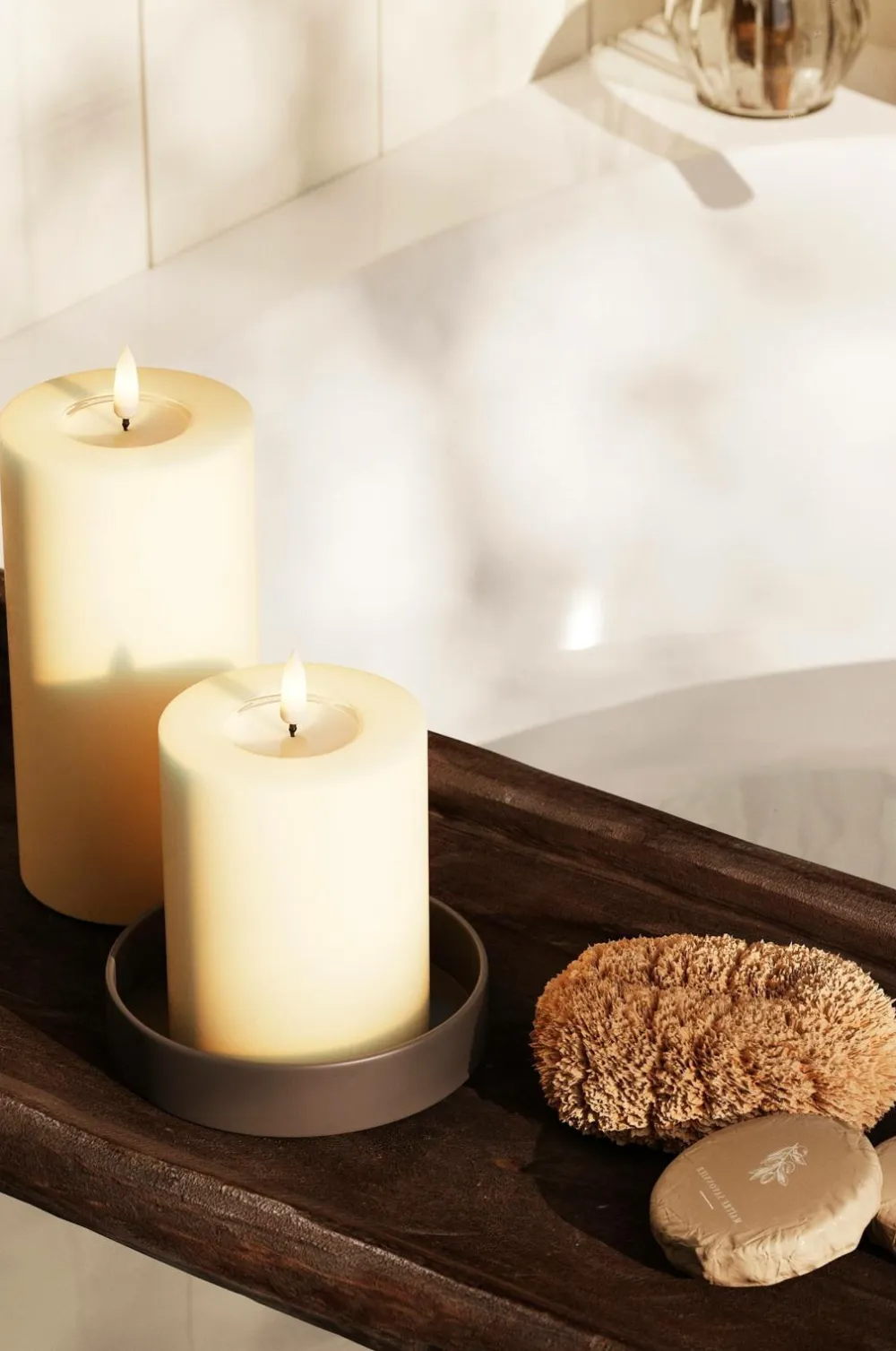 DeluxeHomeart LED-søjlelys 7,5x10 cm Creme Online