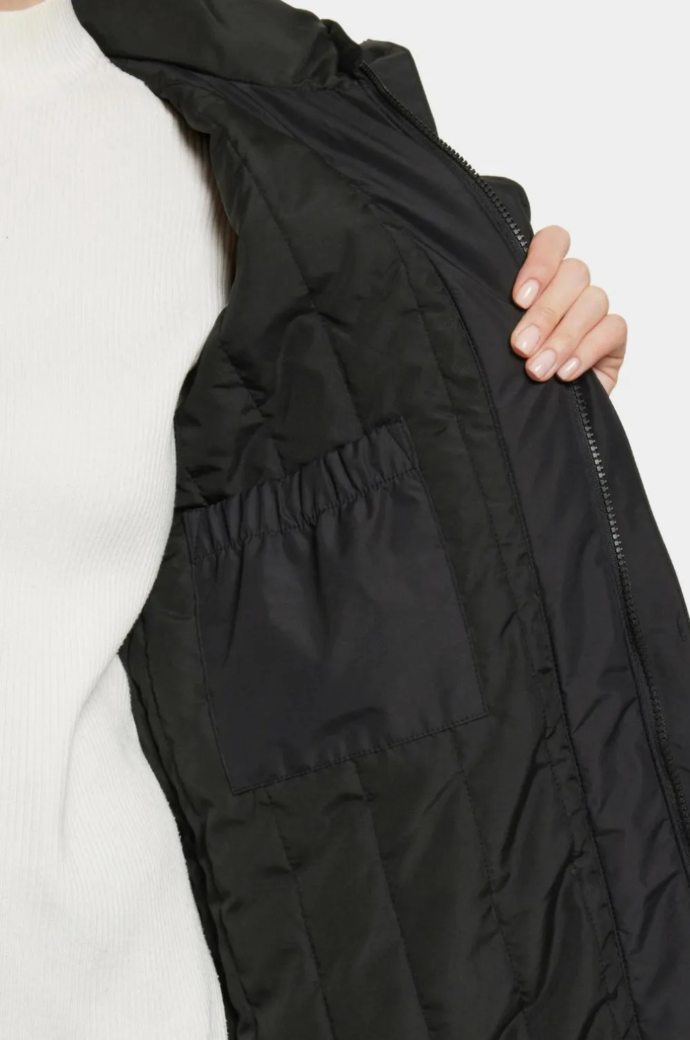 Didriksons Parka Elissa Wns Parka Black Hot