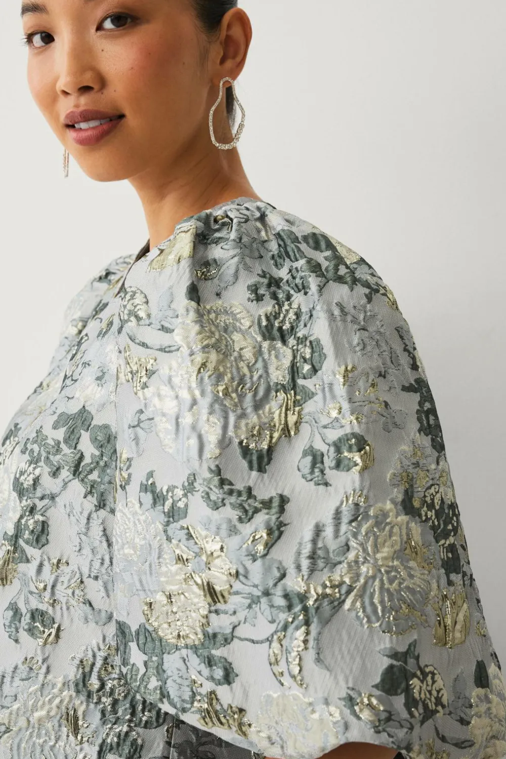 Ellos Skjorter & Bluser>Collection Bluse med ballonærmer Blå/guld aop