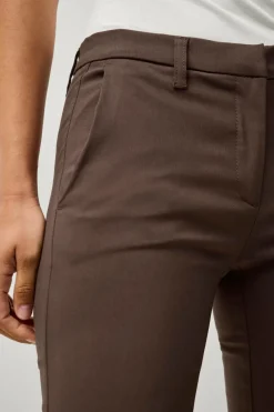Ellos Collection Flexy Slim fit bukser i superstretch Mrkbrun Discount