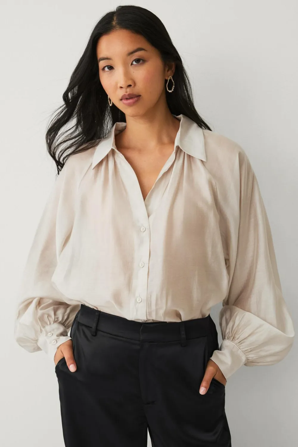 Ellos Skjorter & Bluser>Collection Gennemsigtig bluse med v-hals creme