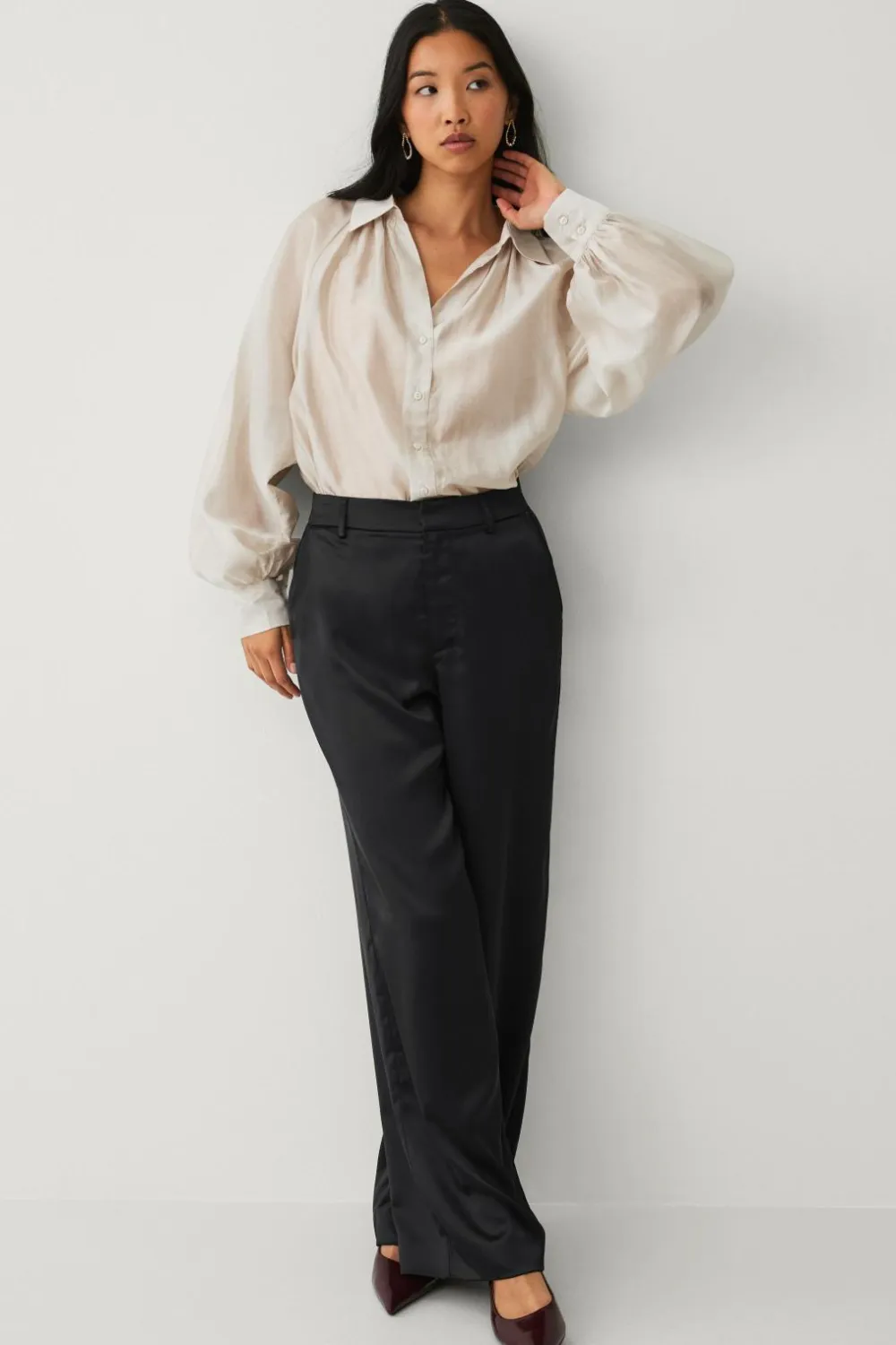 Ellos Skjorter & Bluser>Collection Gennemsigtig bluse med v-hals creme