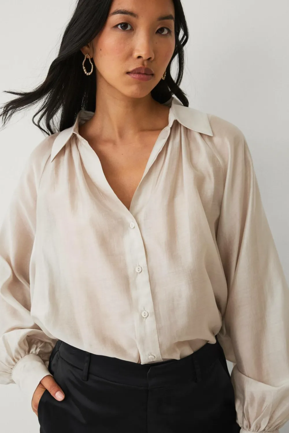 Ellos Skjorter & Bluser>Collection Gennemsigtig bluse med v-hals creme