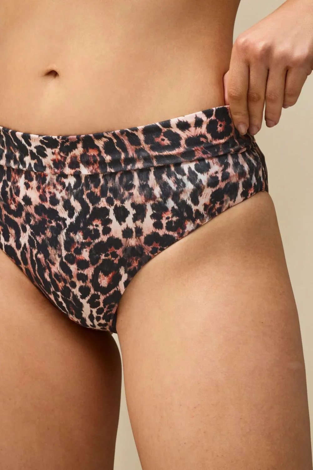 Ellos Collection Høj, helt foret bikinitrusse Dyremønstret Best