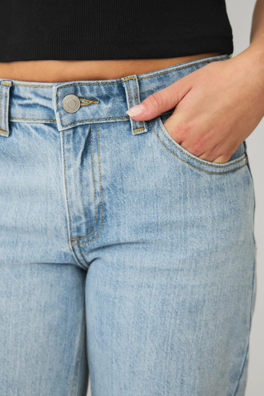 Ellos Jeans>Collection Jeans Betty Lyseblå denim