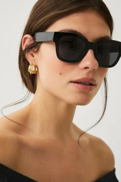 Ellos Solbriller>Collection Klassiske chunky solbriller Sort
