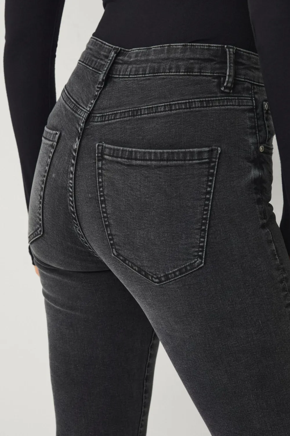 Ellos Jeans>Collection Skinny stretchjeans med høj talje Denim vasket sort