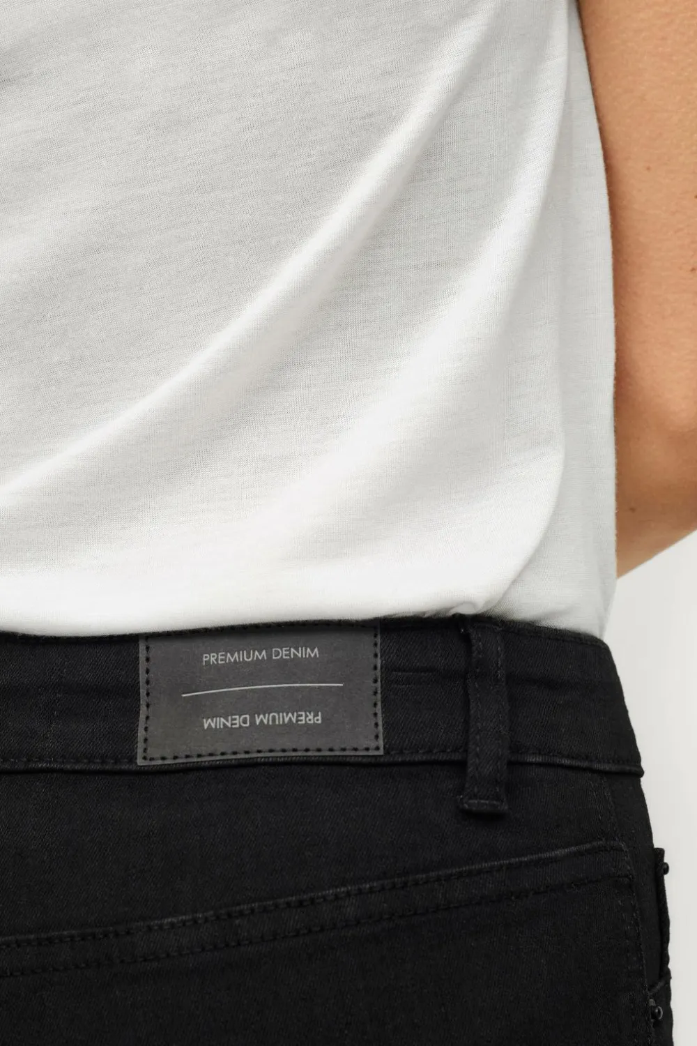 Ellos Jeans>Collection Smalle stretch-jeggings med mediumhøj talje Sort denim