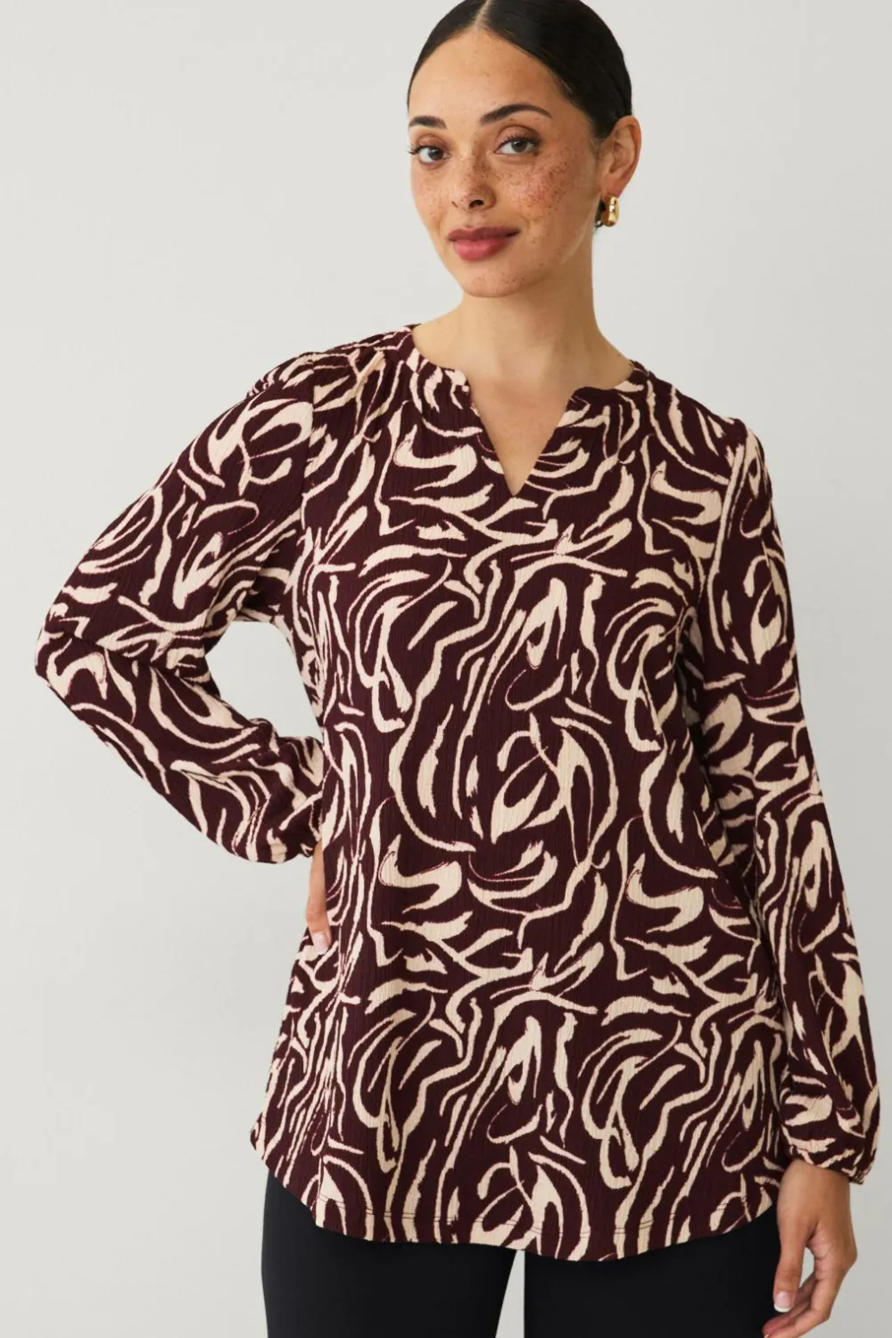 Ellos Tunikaer|Skjorter & Bluser>Collection Tunika Tilda Bordeaux cremefarvet mønstret