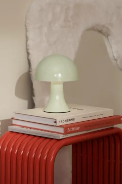Ellos Home Batteridrevet bordlampe Betty Glossy Mintgreen Iron Clearance