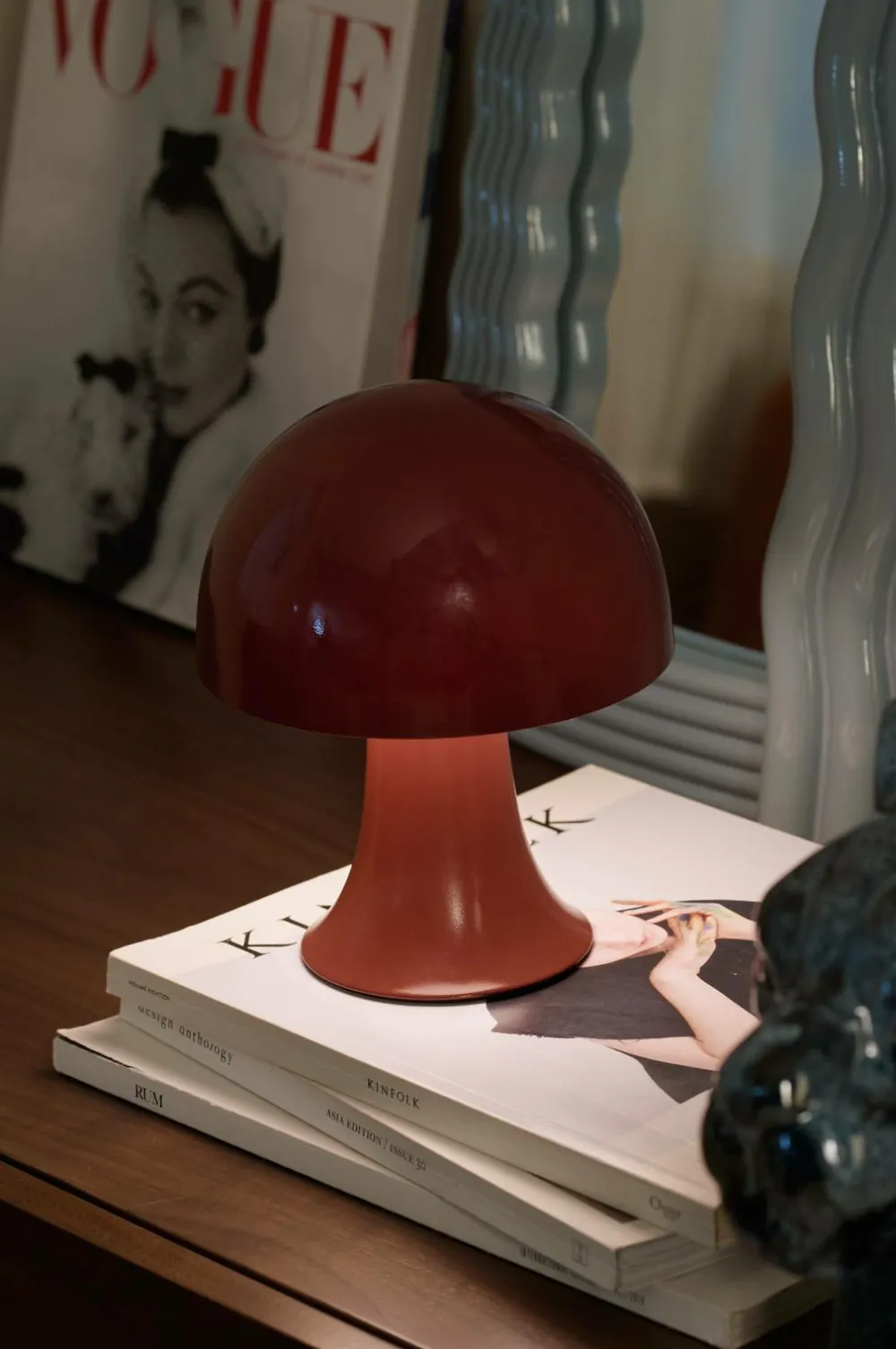 Ellos Bordlamper>Home Batteridrevet bordlampe Betty Shiny Dark Red