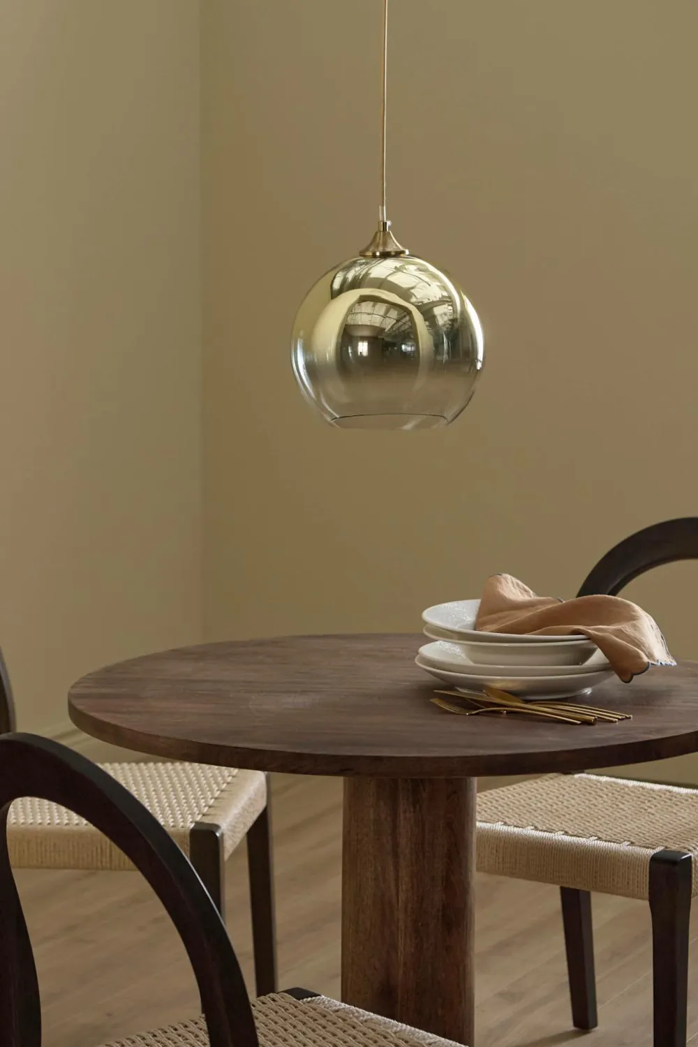 Ellos Home Loftlampe Cosmo Ø 25 cm Guld Online