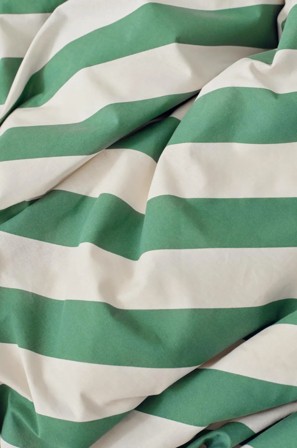 Ellos Home Sengesæt Diagonal Stripe i bomuld 2 dele Flaskegrøn Outlet