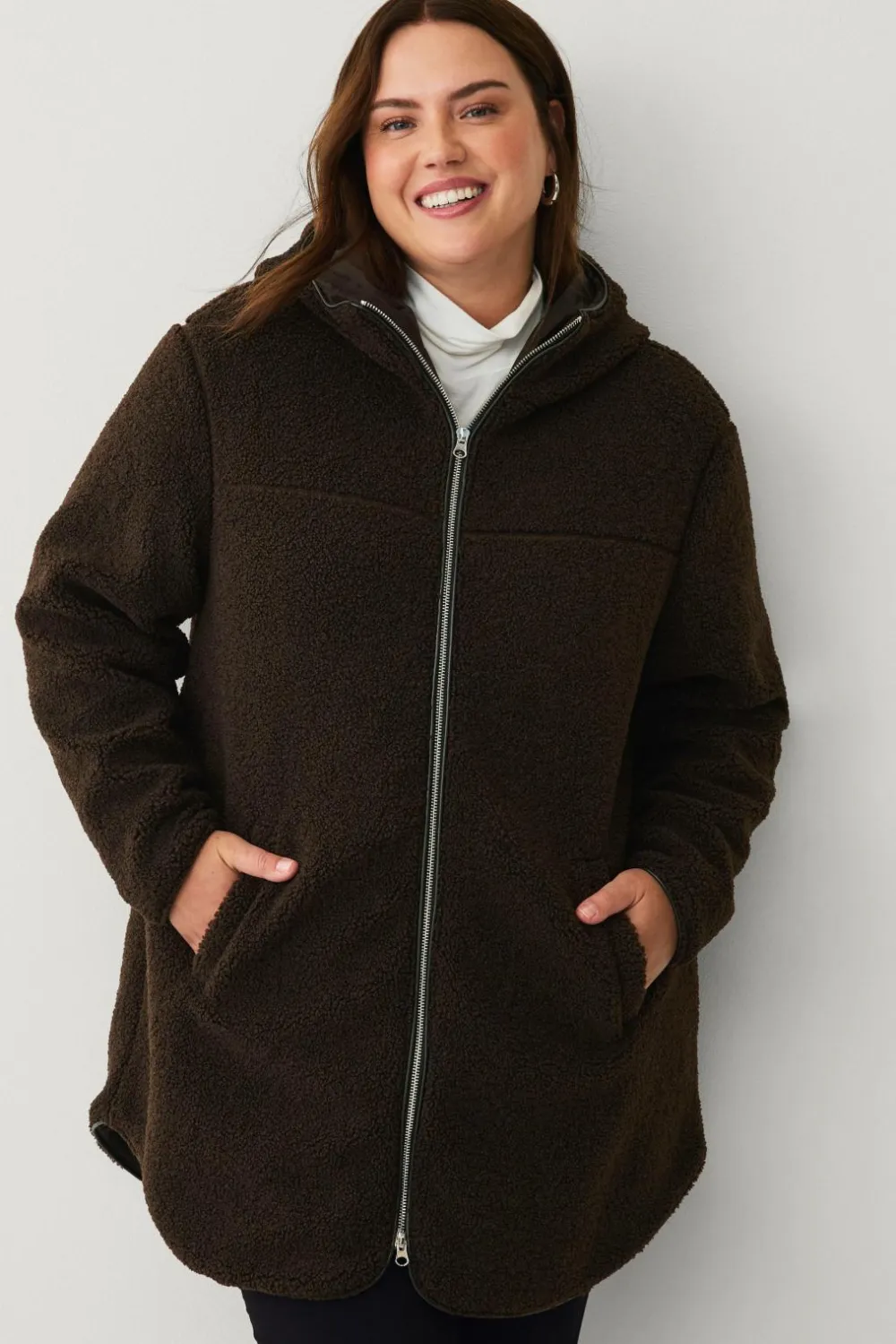 Ellos Plus collection Lang, foret fleecejakke Mørkbrun Outlet
