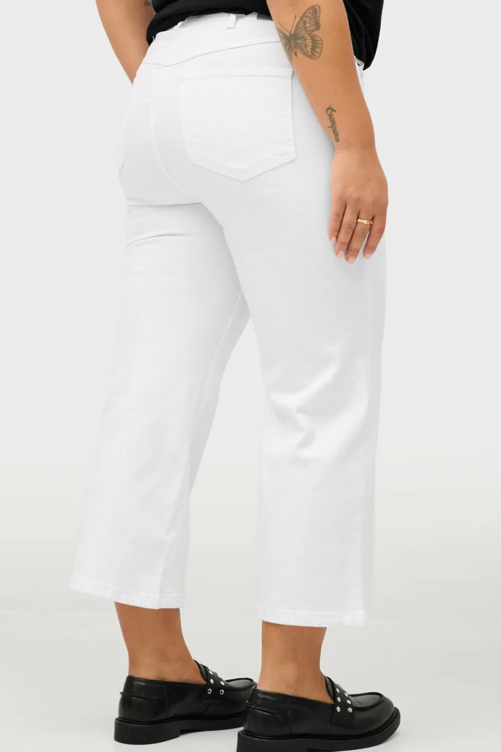 Ellos Jeans>Plus collection Jeans med ben med svaj Hvid