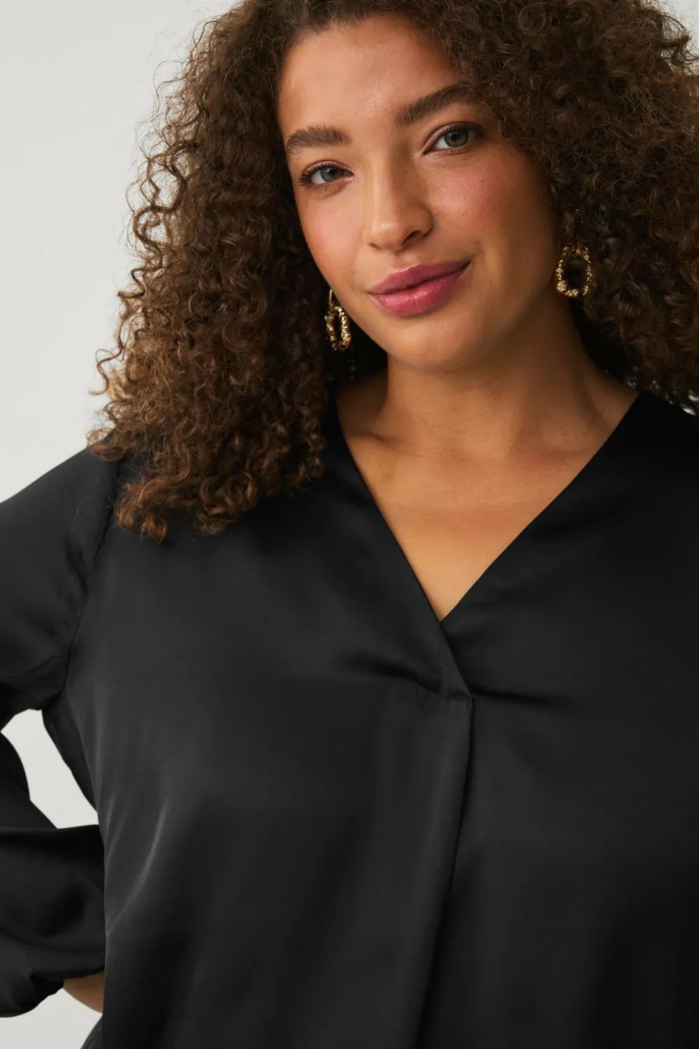 Ellos Plus collection Tunika med v-hals sort Best