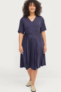 Ellos Plus collection Kjole Jonna Marine Outlet