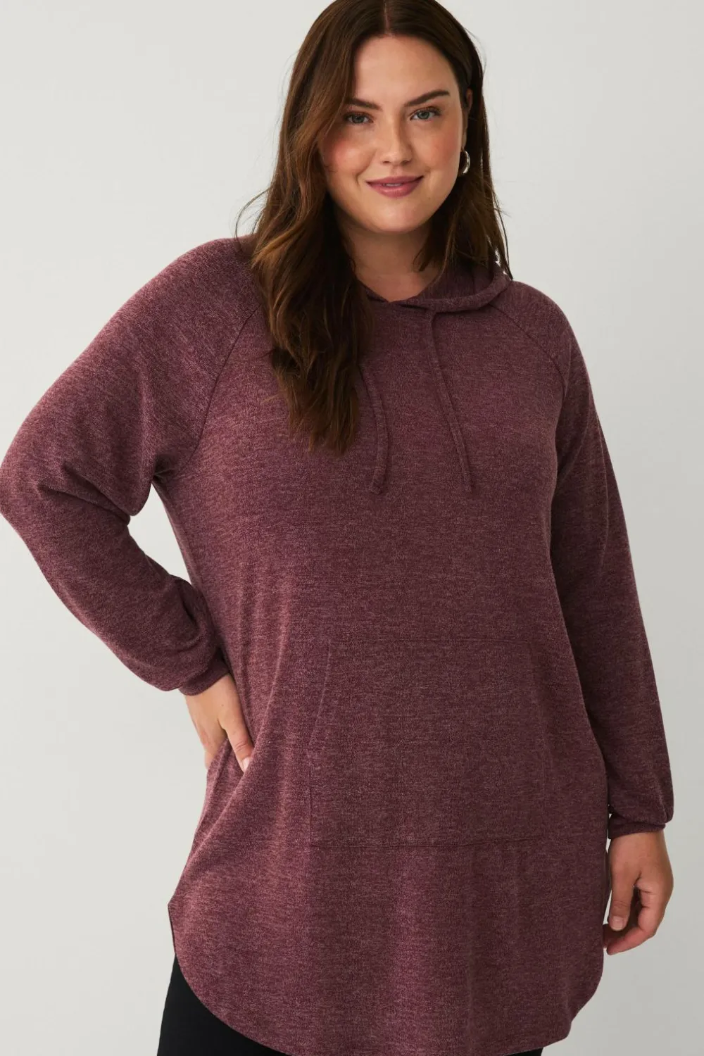 Ellos Plus collection Lang sweatshirt med hætte mørkrosa Outlet