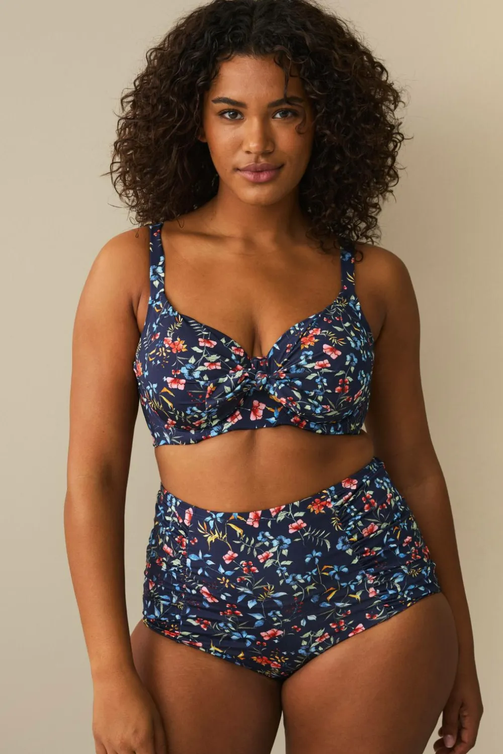 Ellos Bikinier & Bikinidele>Plus collection Bikini-BH med bøjle Blomstret