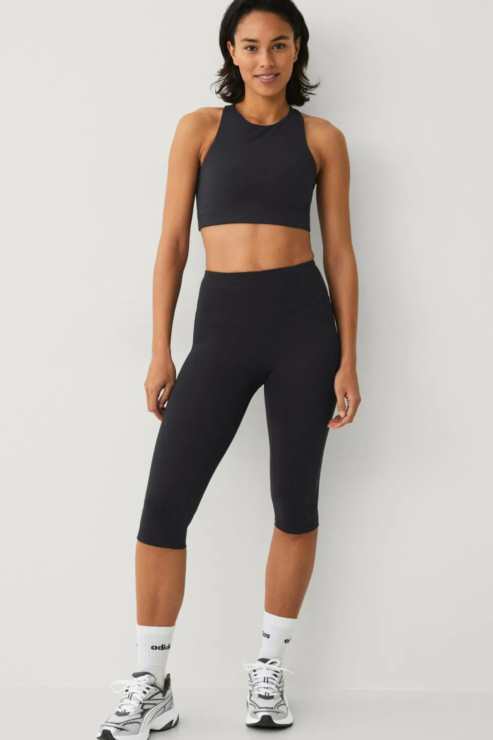 Ellos Træningstøj|Træningstøj>STUDIO Træningstights Capri Tights Flat Front Core Sort