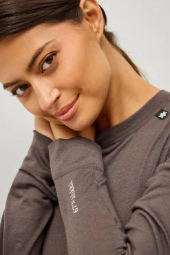 Áhkká Langærmet undertrøje Merino Wool LS Tee W Mørkebrun Best