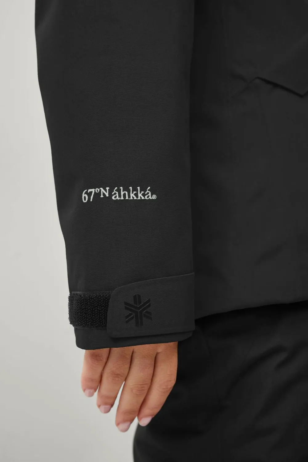 Áhkká Jakker & Frakker>Skijakke Ski Jacket W Sort