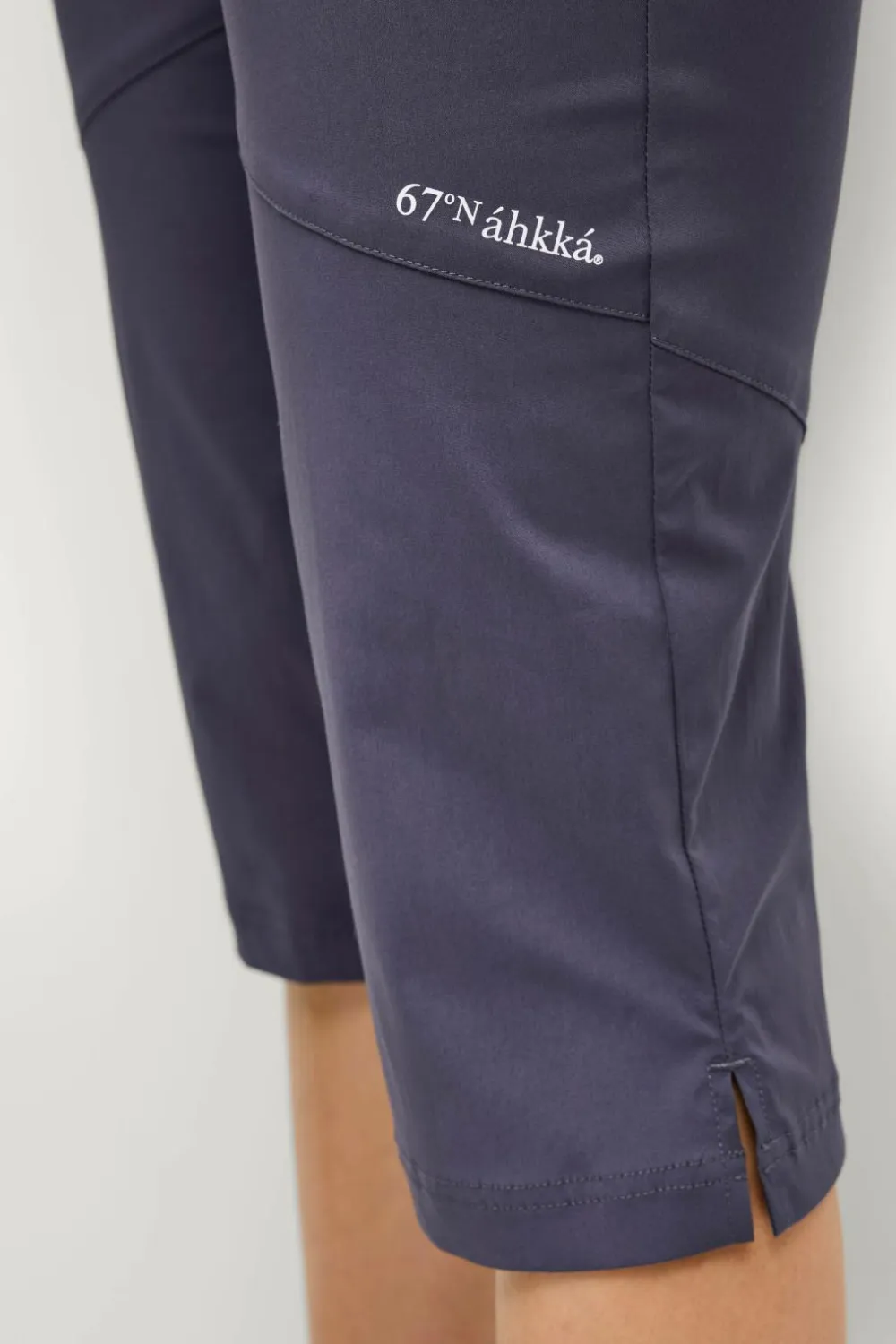 Áhkká Trekkingbukser Lightweight Trekking Capri Mørkegrå Best