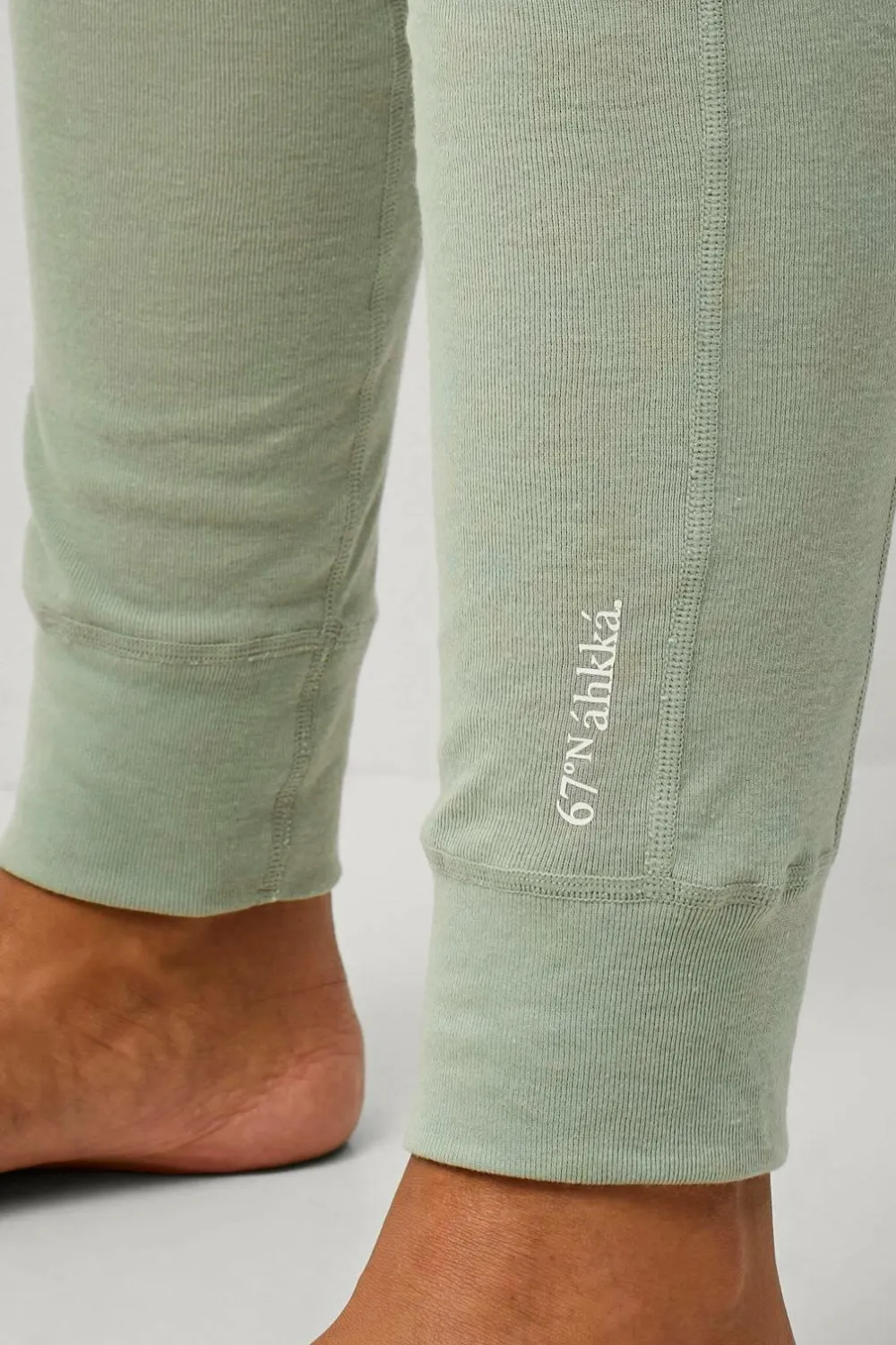 Áhkká Underbukser Pant Tech W Grågrøn Clearance