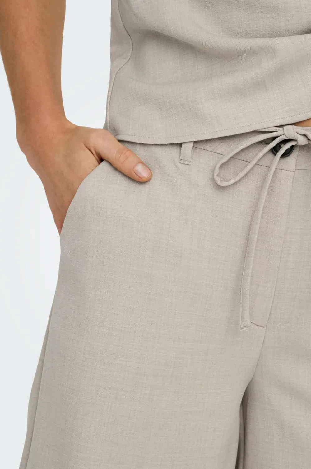 JDY Shorts>Shorts Nina String H/w Shorts Wvn Chateau gray