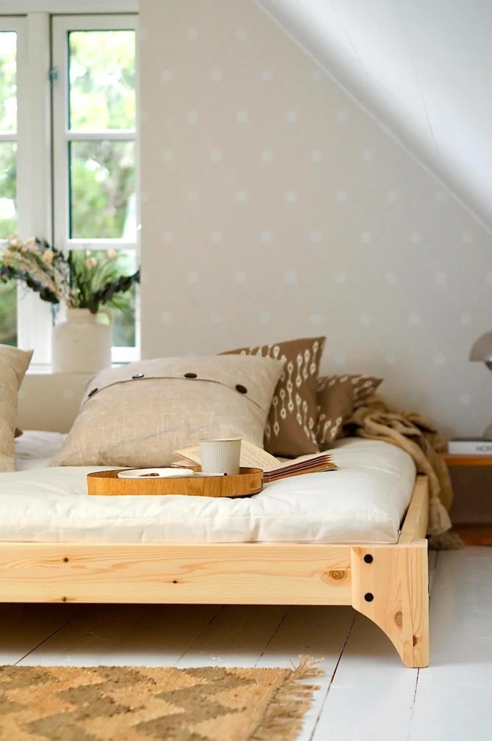 Karup Design Elan Bed Klart lakeret Hot