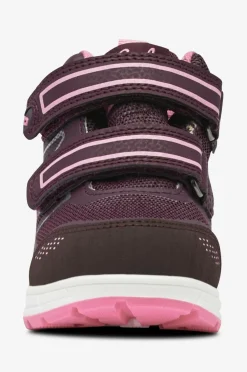 Leaf Sneakers><noscript><img width=
