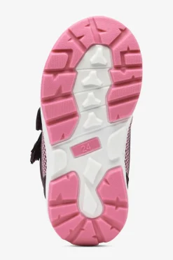 Leaf Sneakers><noscript><img width=