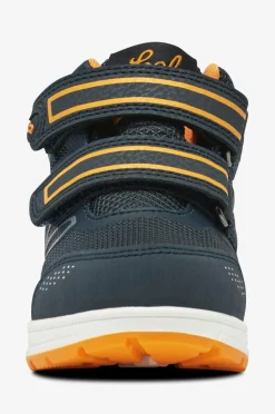 Leaf Sneakers><noscript><img width=