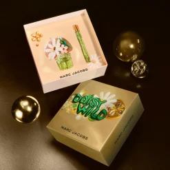 Marc Jacobs Giftbox Daisy Wild Edp 30 Ml + Purse Spray 10 Ml No Color New