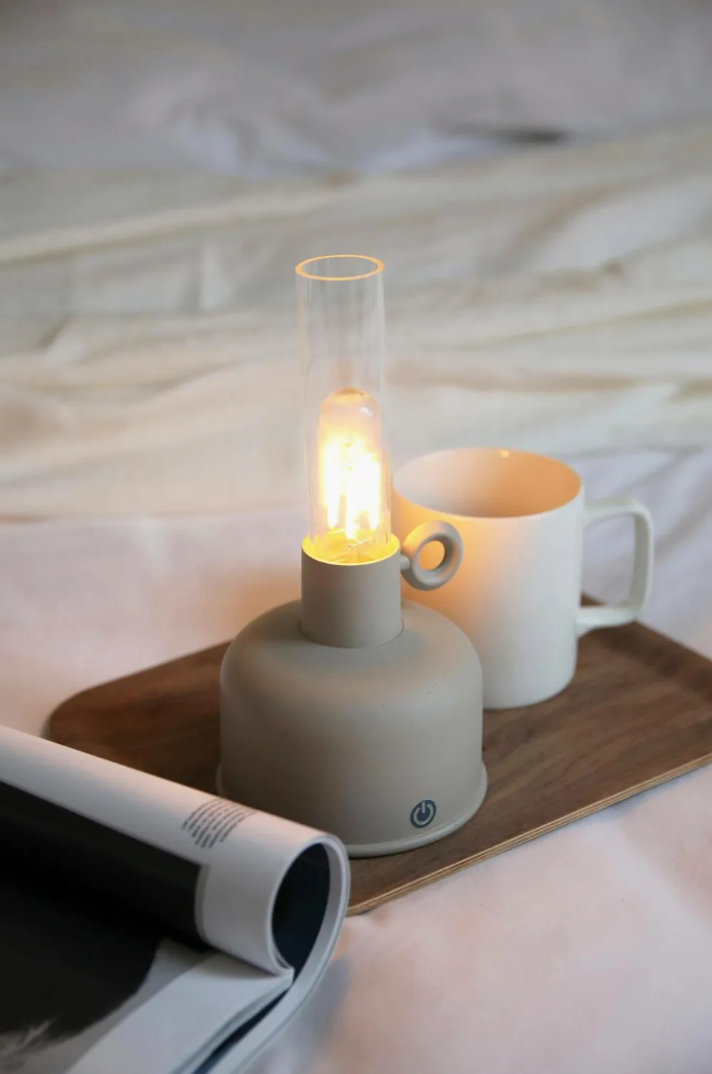 Markslöjd Genopladelig bordlampe Astrid B/O Greige Discount