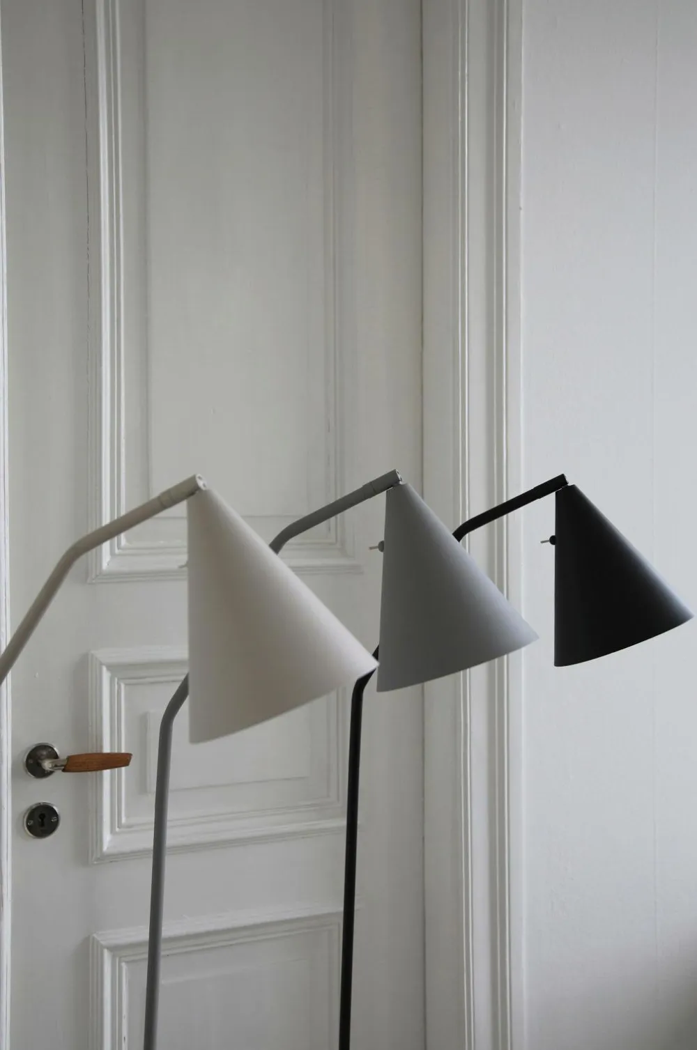 Markslöjd Gulvlampe Funil 3-Step LED Sort Online