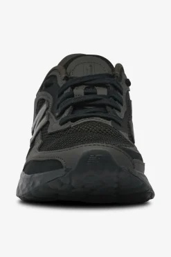 New Balance Løbesko Freshfoam Arishi v4 Tiralux Black
