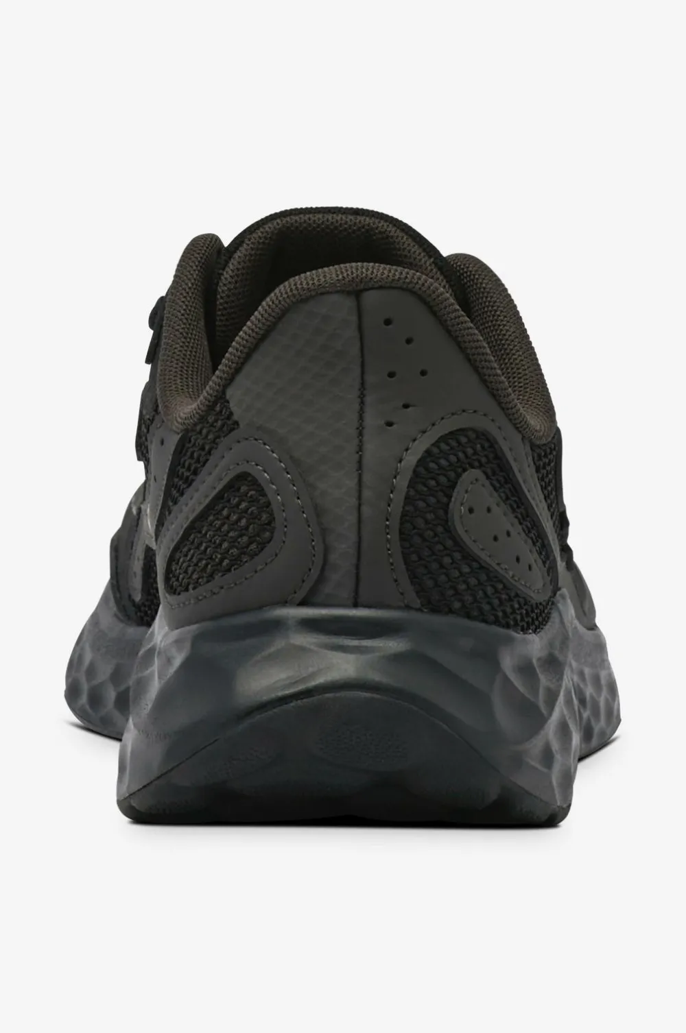 New Balance Løbesko Freshfoam Arishi v4 Tiralux Black