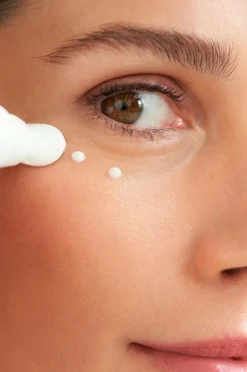 Nivea Ansigtspleje><noscript><img width=