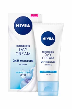 Nivea Moisture Day Care SPF15 50 ml Sale