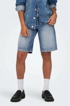 Only Shorts><noscript><img width=