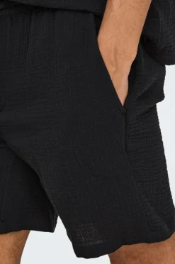 ONLY & SONS Shorts><noscript><img width=