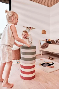OYOY Living Design Børnegulvtæpper><noscript><img width=